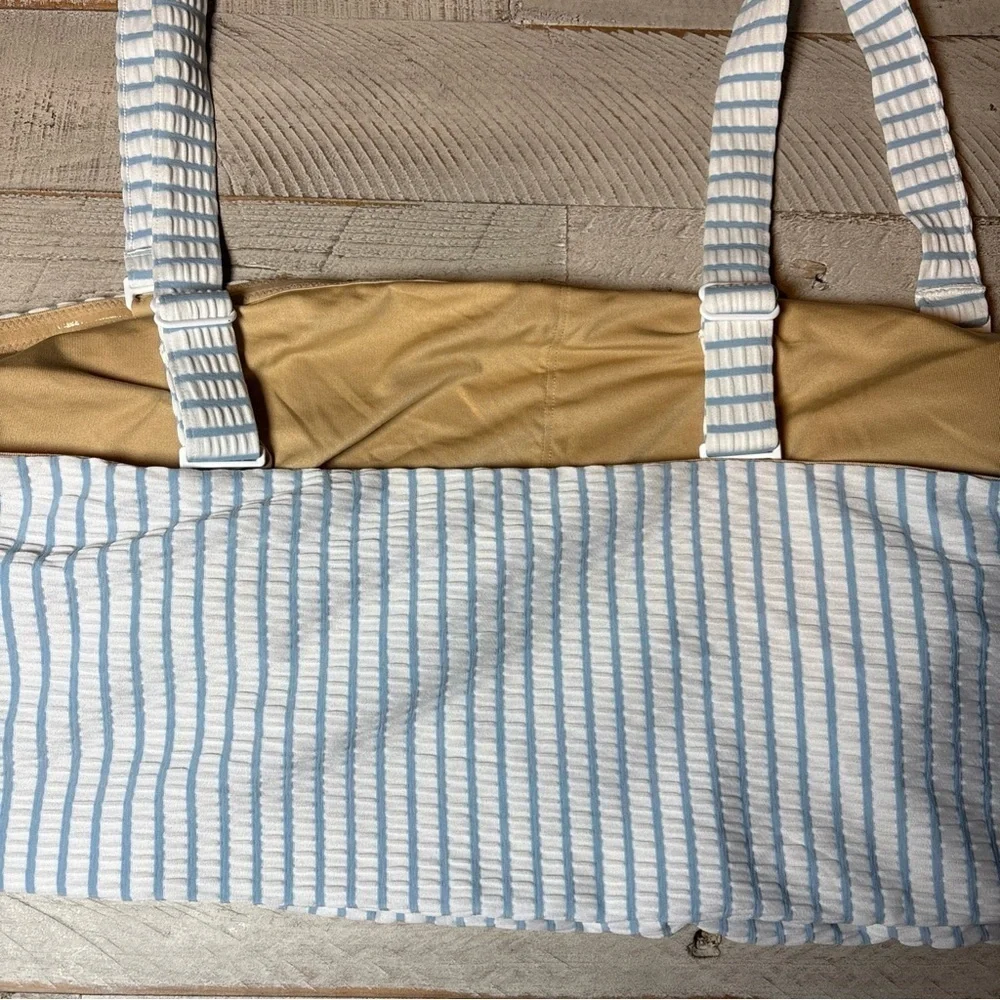 Old Navy Women's Size 4X Striped Bikini Top Adjustable Straps Blue/White NWT - Picture 16 of 16
